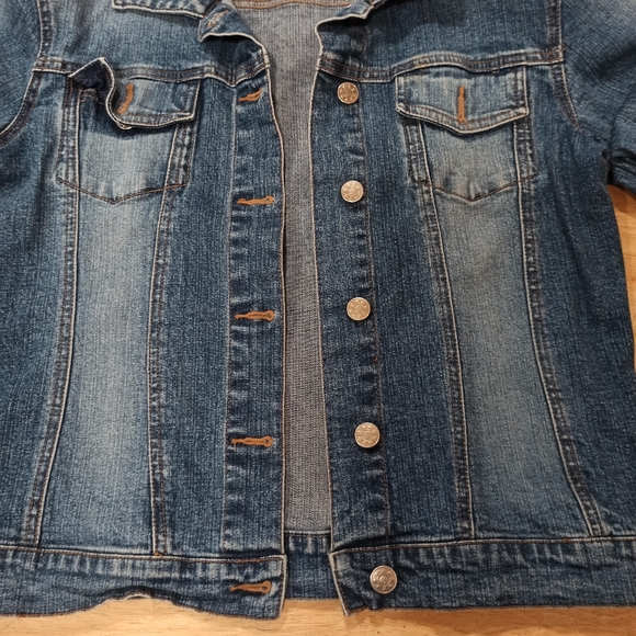 Denim jacket - Picture 8 of 16